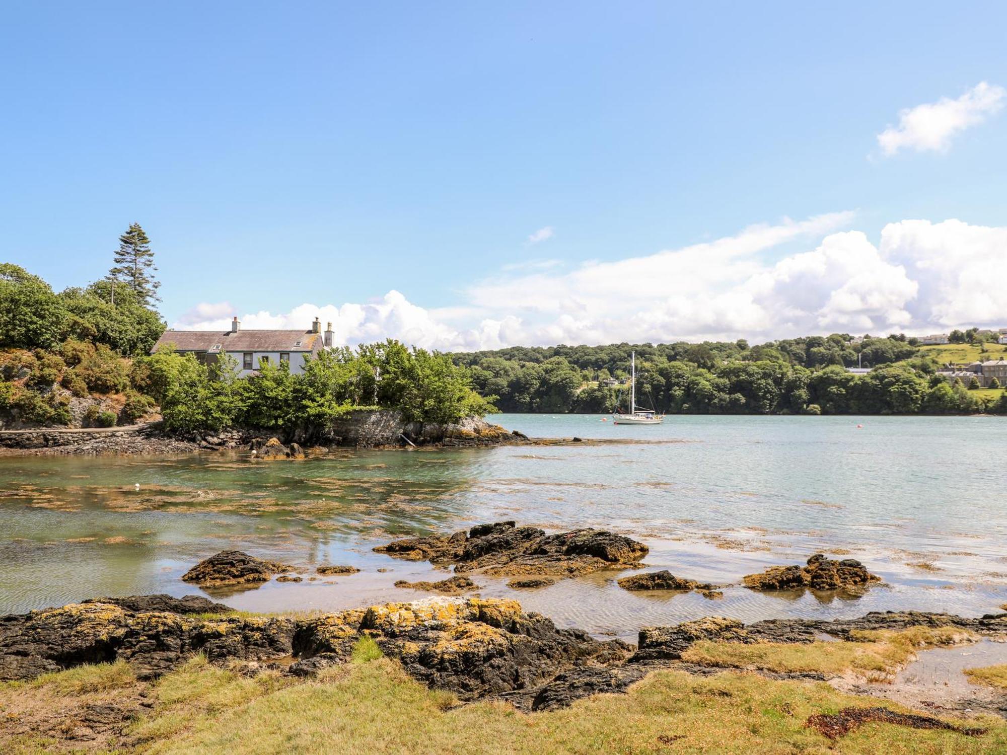 Ynys Faelog Cottage Менай-Бридж Экстерьер фото
